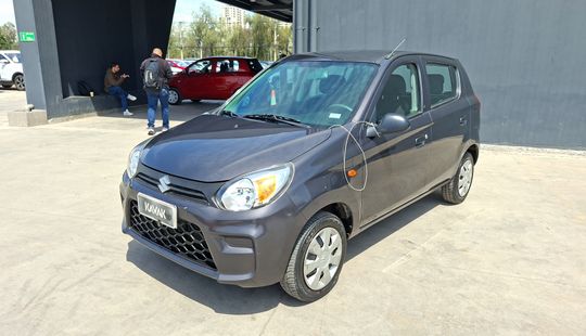 Suzuki • Alto