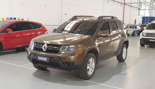Renault • Duster