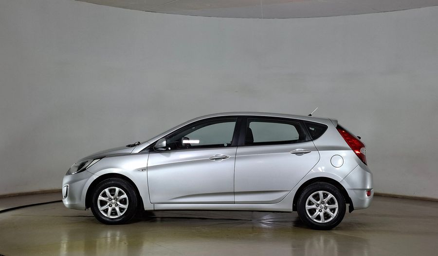 Hyundai Accent 1.4 RB GL AB Hatchback 2013