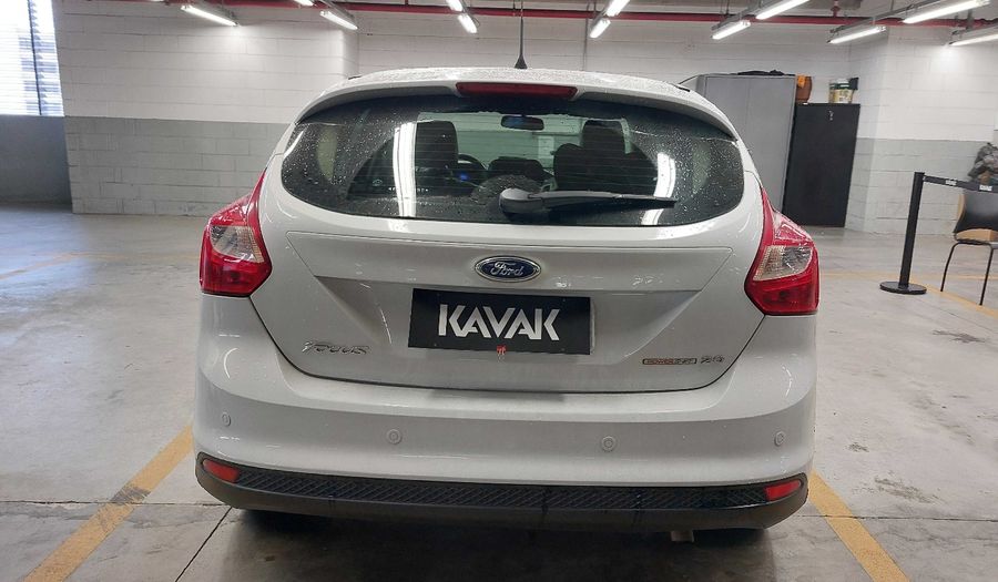 Ford Focus SE Hatchback 2015