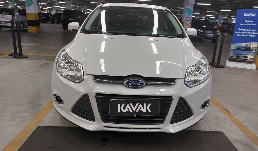 Ford Focus SE Hatchback 2015
