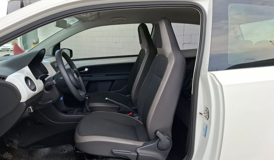 Volkswagen Up 1.0 HIGH UP Hatchback 2015