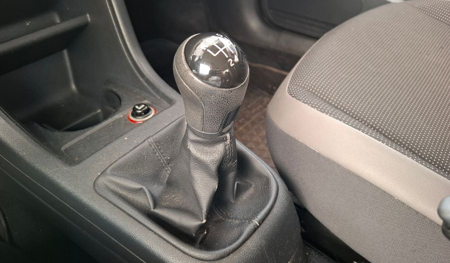 Volkswagen Up 1.0 HIGH UP Hatchback 2015