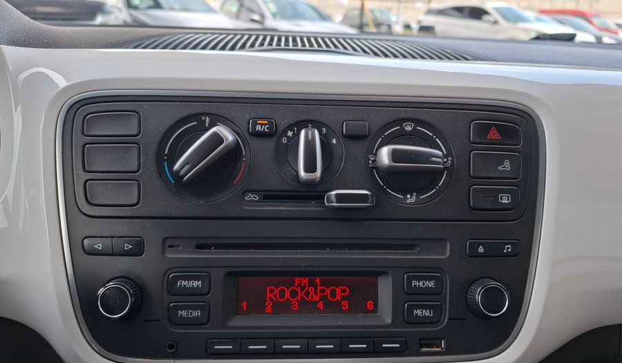 Volkswagen Up 1.0 HIGH UP Hatchback 2015