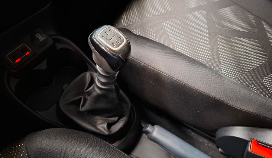 Fiat Mobi 1.0 EASY Hatchback 2017