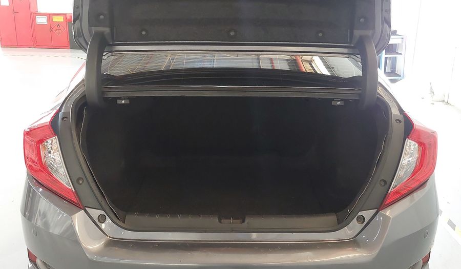 Honda Civic TURBO TOURING Sedan 2017