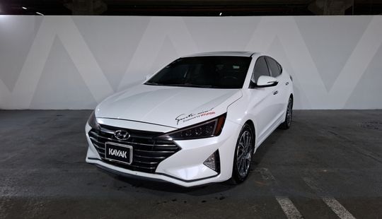 Hyundai • Elantra