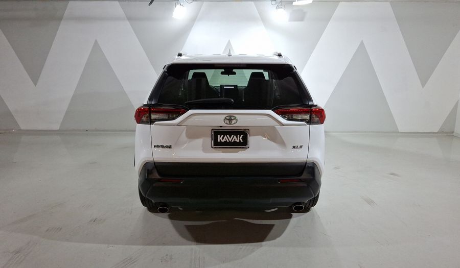 Toyota Rav4 2.5 XLE AUTO Suv 2021