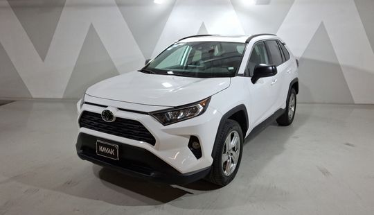 Toyota • RAV4