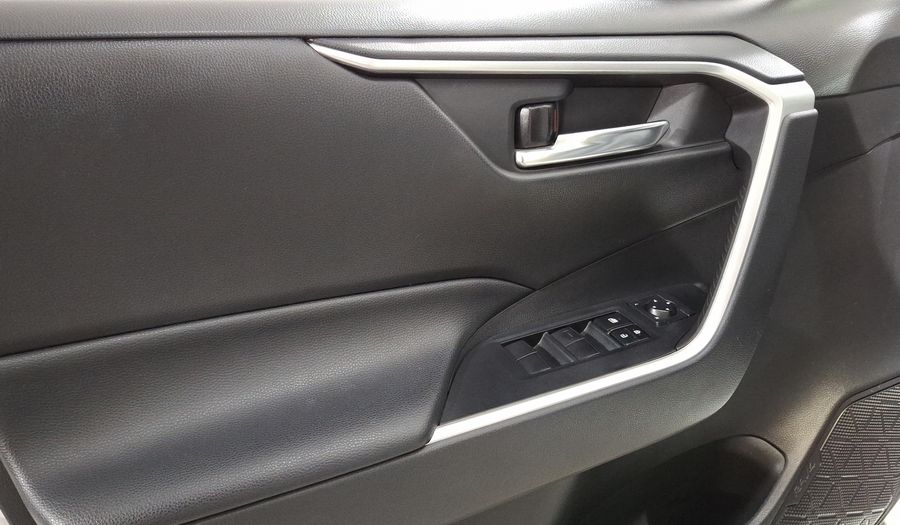 Toyota Rav4 2.5 XLE AUTO Suv 2021