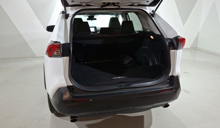 Toyota Rav4 2.5 XLE AUTO Suv 2021