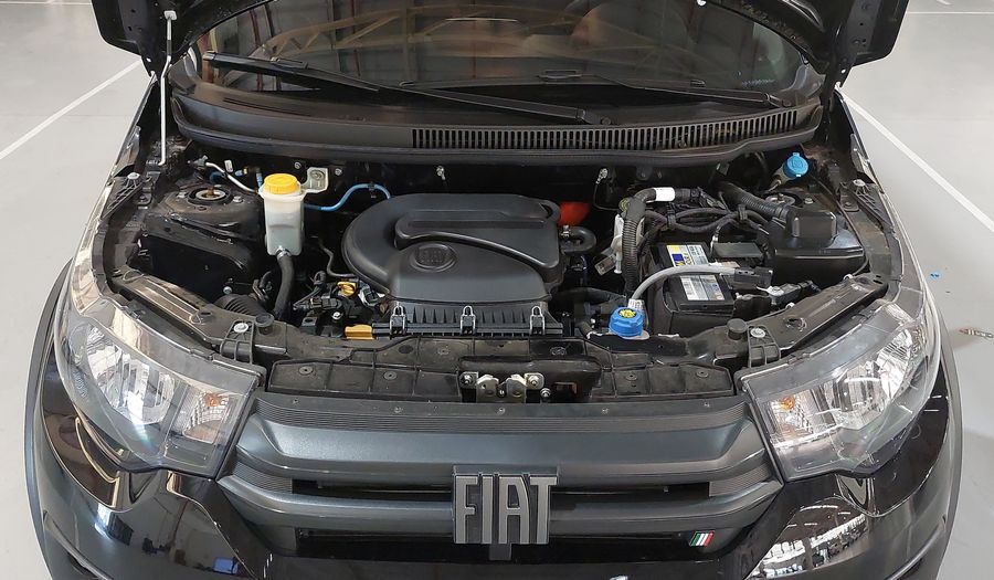 Fiat Mobi 1.0 TREKKING MT Hatchback 2025