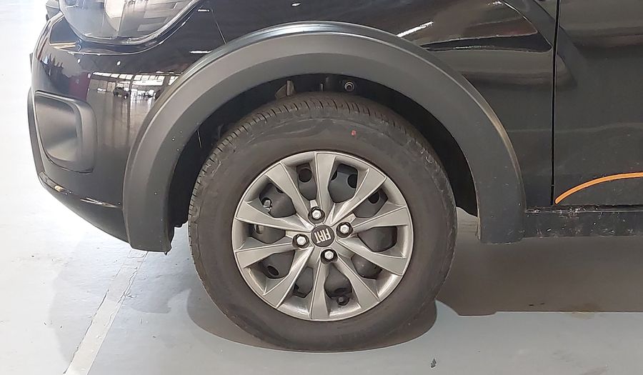 Fiat Mobi 1.0 TREKKING MT Hatchback 2025