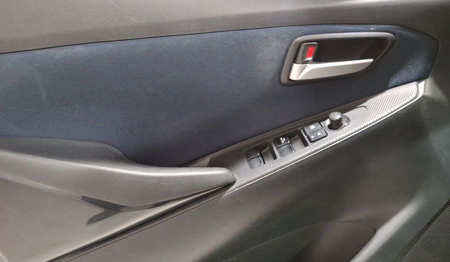 Mazda 2 1.5 I TOURING TA Hatchback 2016