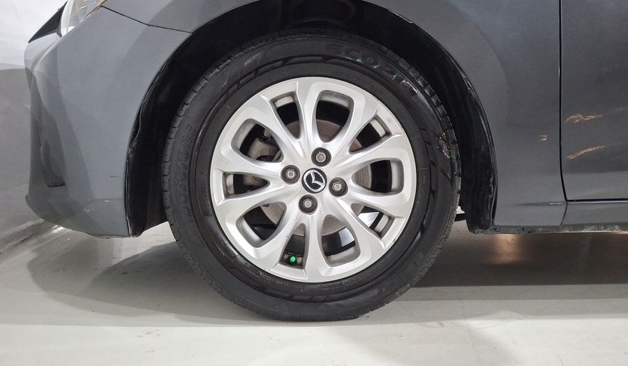 Mazda 2 1.5 I TOURING TA Hatchback 2016