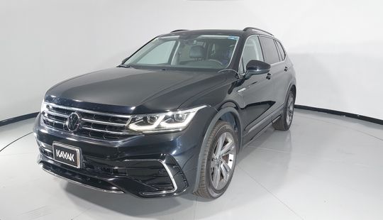 2022 • 54,800 km • Automático