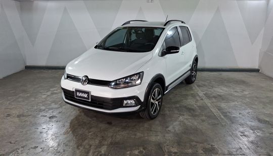 Volkswagen • CrossFox