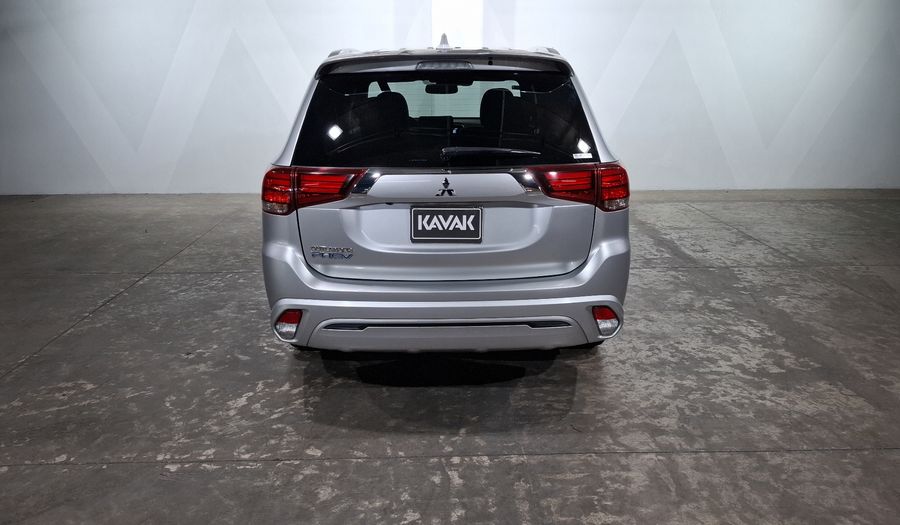 Mitsubishi Outlander 2.4 PHEV LIMITED AUTO 4WD Suv 2022