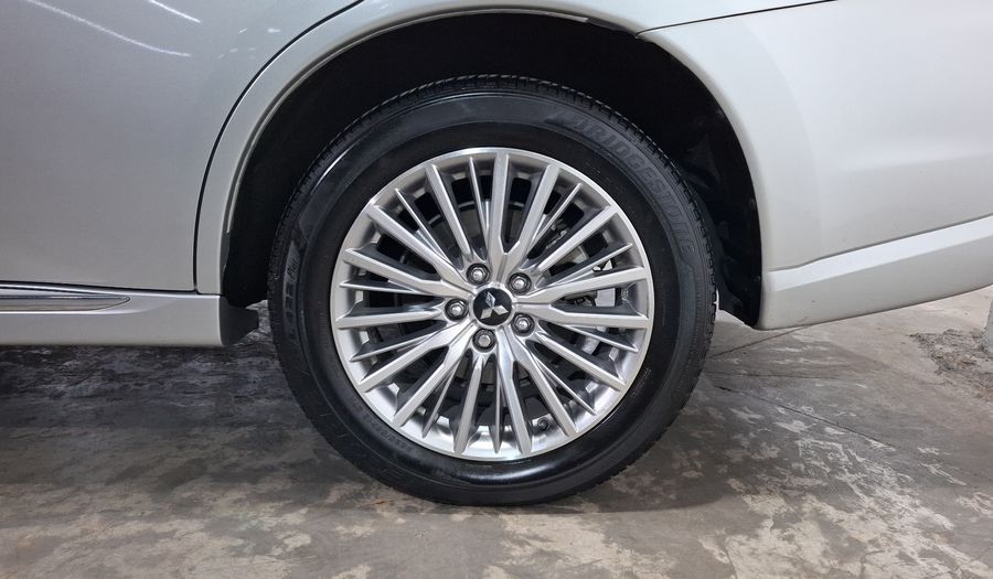 Mitsubishi Outlander 2.4 PHEV LIMITED AUTO 4WD Suv 2022