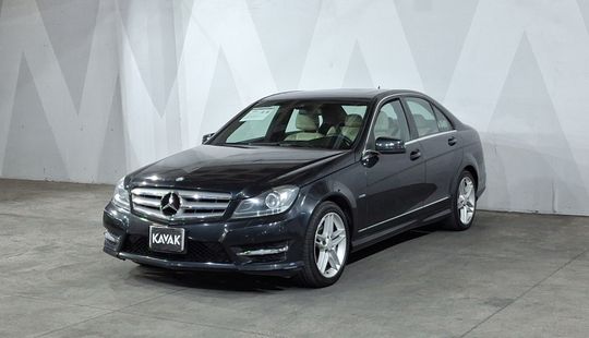 Mercedes Benz • Clase C