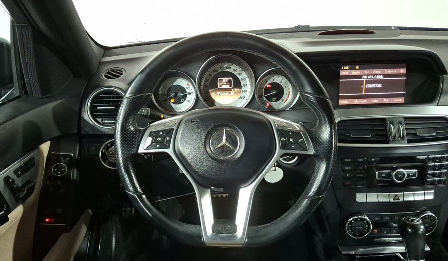 Mercedes Benz Clase C 1.8 200 CGI SPORT AT Sedan 2012