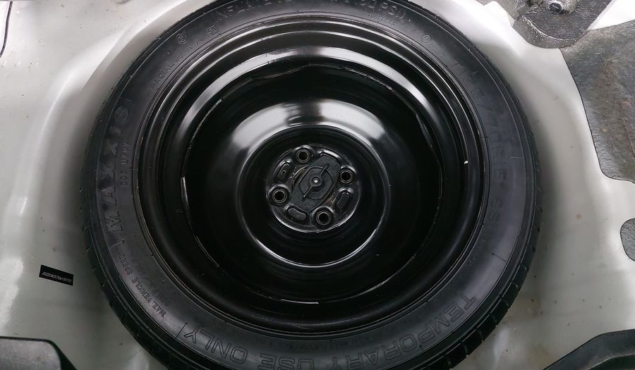 Suzuki Swift 1.4 GLS AT Hatchback 2013