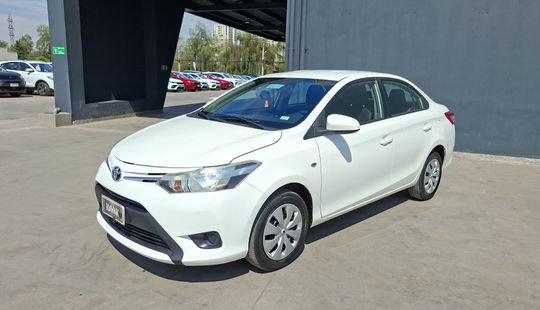 Toyota • Yaris