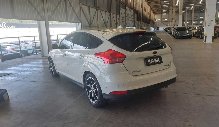 Ford Focus TITANIUM PLUS Hatchback 2016