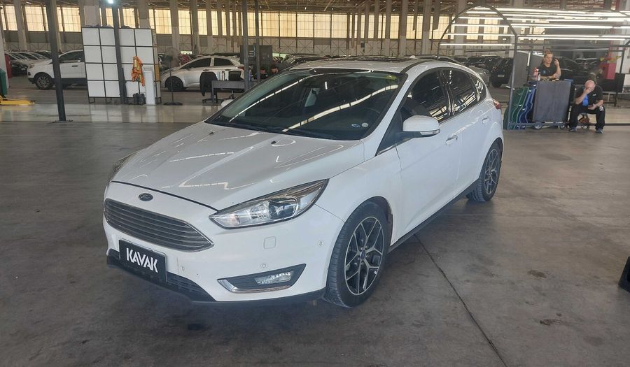 Ford Focus TITANIUM PLUS Hatchback 2016