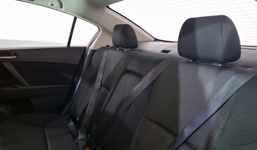 Mazda 3 2.0 SEDAN I TOURING TA Sedan 2013