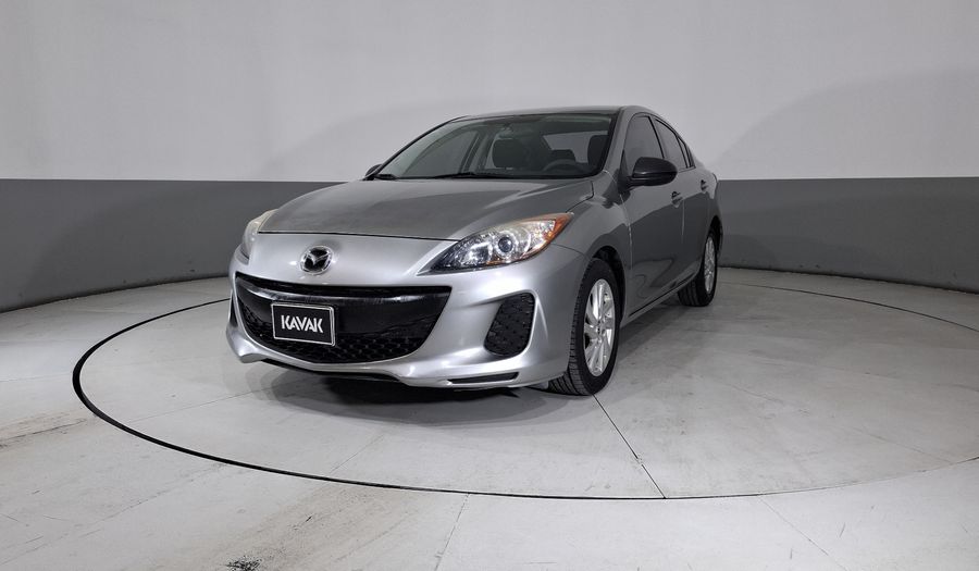 Mazda 3 2.0 SEDAN I TOURING TA Sedan 2013