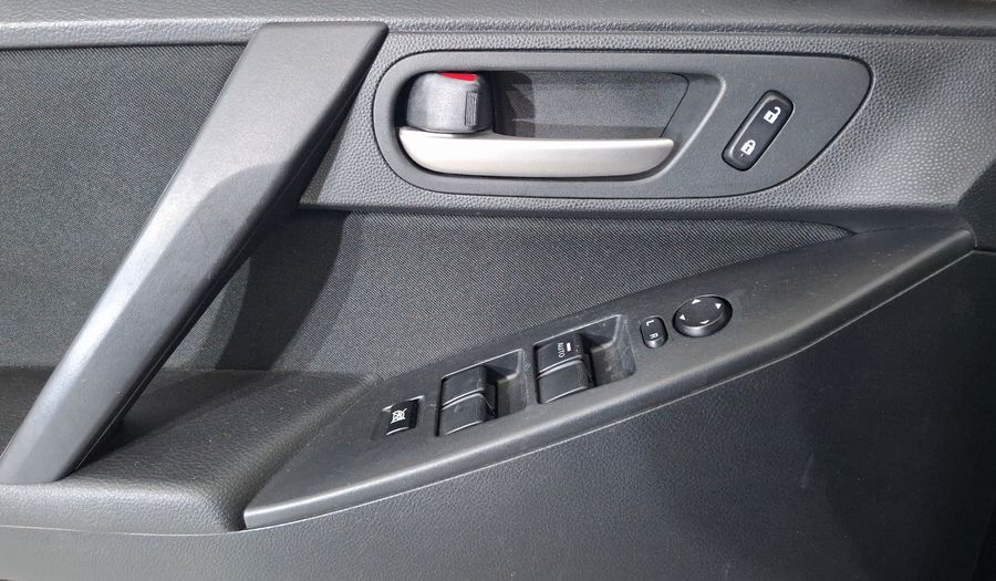 Mazda 3 2.0 SEDAN I TOURING TA Sedan 2013