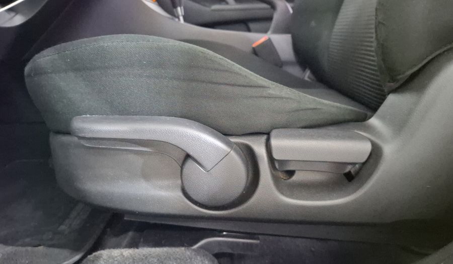 Mazda 3 2.0 SEDAN I TOURING TA Sedan 2013