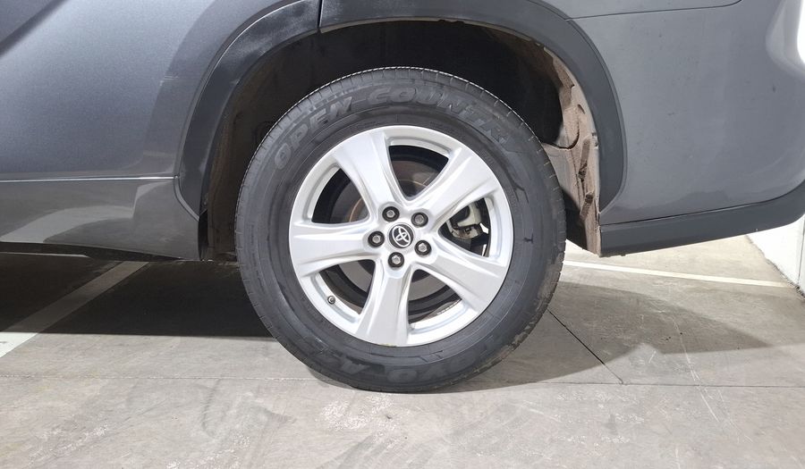 Toyota Highlander 3.5 LE AUTO Suv 2022