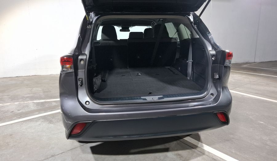 Toyota Highlander 3.5 LE AUTO Suv 2022