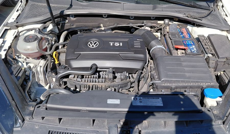 Volkswagen Golf 2.0 TSI DSG GTI Hatchback 2018