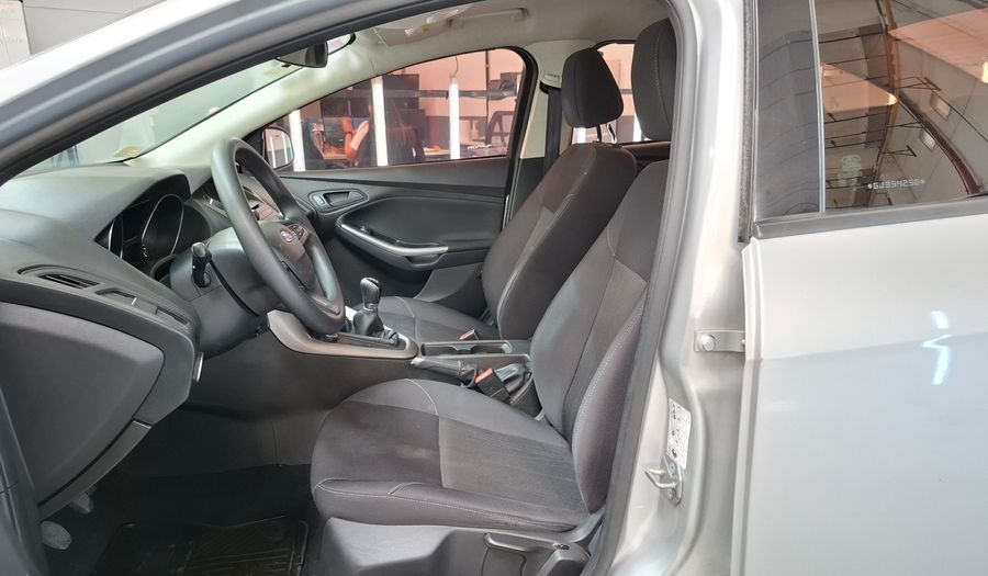 Ford Focus Iii 1.6 S Sedan 2016