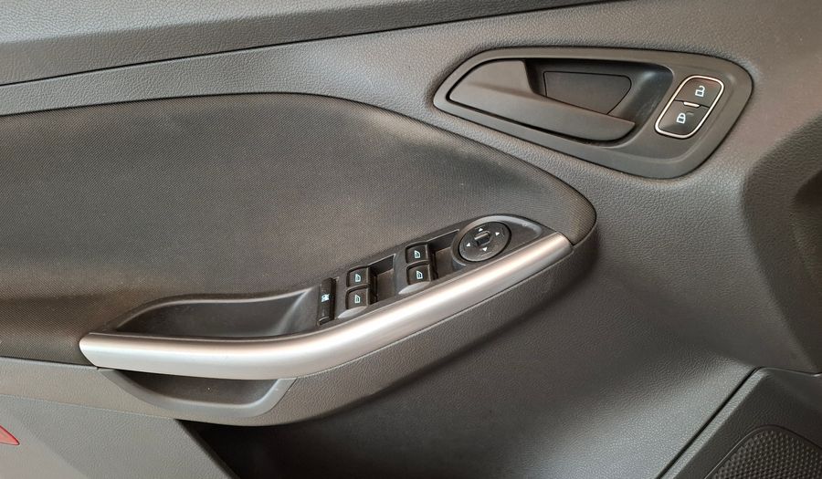 Ford Focus Iii 1.6 S Sedan 2016