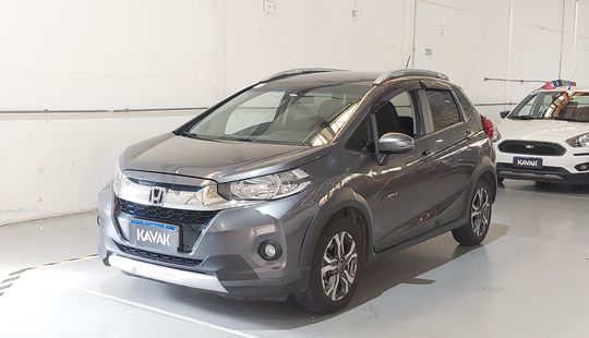 2018 • 75.421 km • Automático