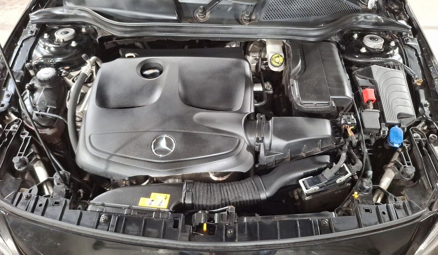 Mercedes Benz Clase Gla 1.6 GLA 200 SPORT DCT Suv 2019