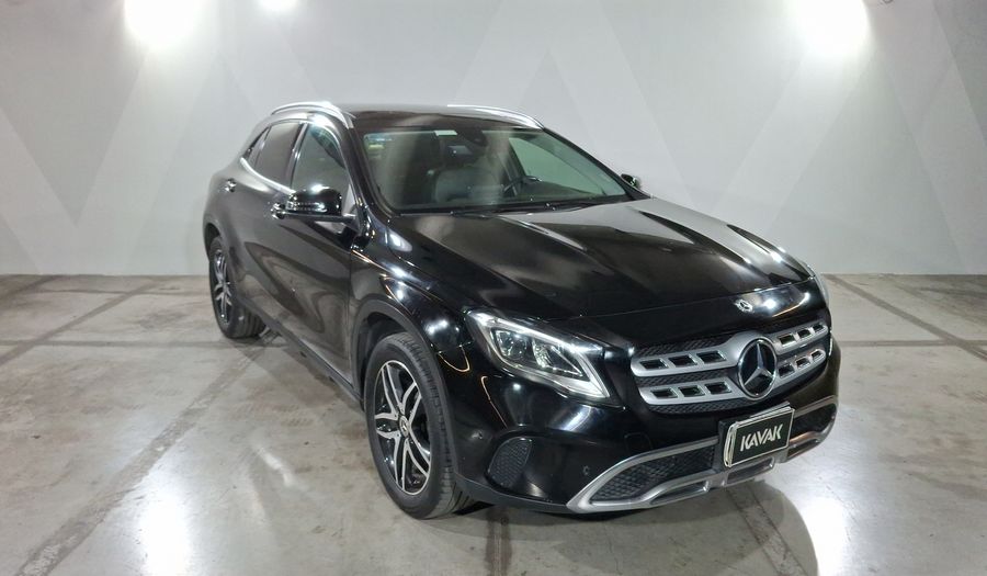 Mercedes Benz Clase Gla 1.6 GLA 200 SPORT DCT Suv 2019