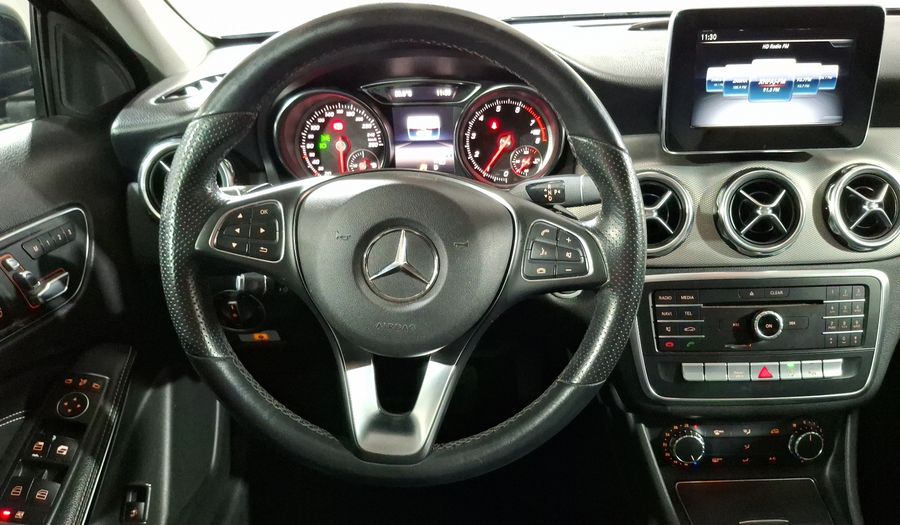 Mercedes Benz Clase Gla 1.6 GLA 200 SPORT DCT Suv 2019