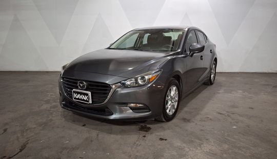 2018 • 90,000 km • Manual