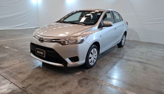 Toyota • Yaris