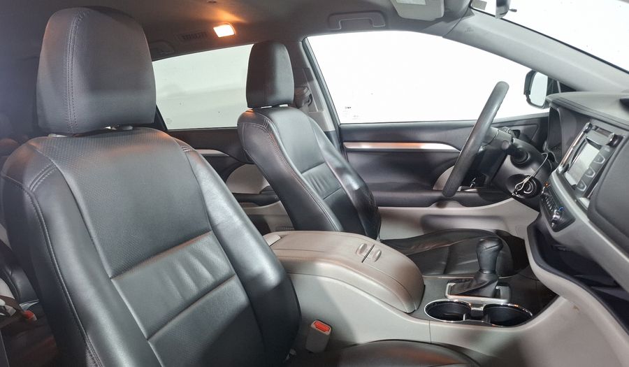 Toyota Highlander 3.5 LE AT Suv 2017