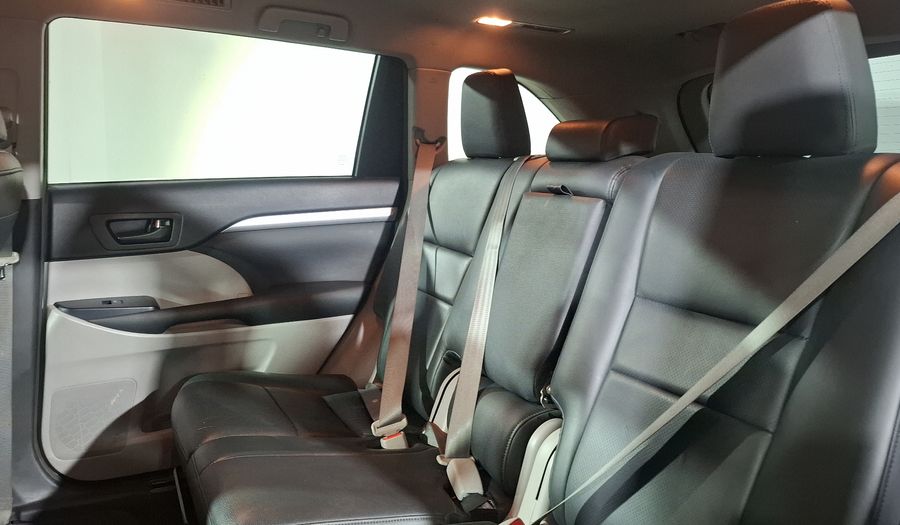 Toyota Highlander 3.5 LE AT Suv 2017