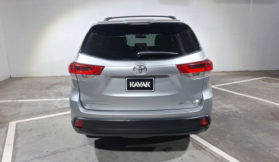 Toyota Highlander 3.5 LE AT Suv 2017