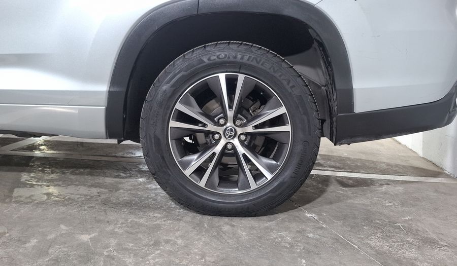 Toyota Highlander 3.5 LE AT Suv 2017