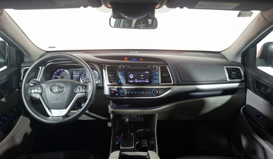 Toyota Highlander 3.5 LE AT Suv 2017