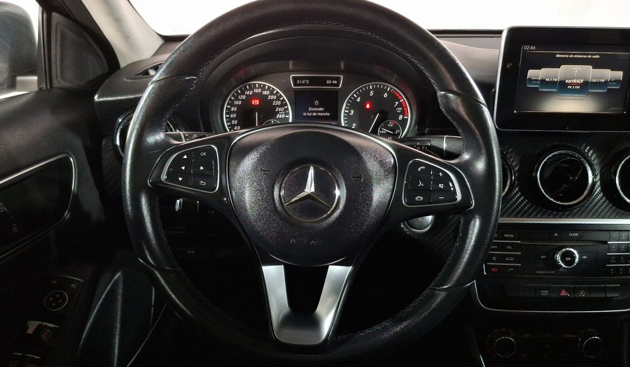 Mercedes Benz Clase Gla 1.6 GLA 180 CGI Suv 2017